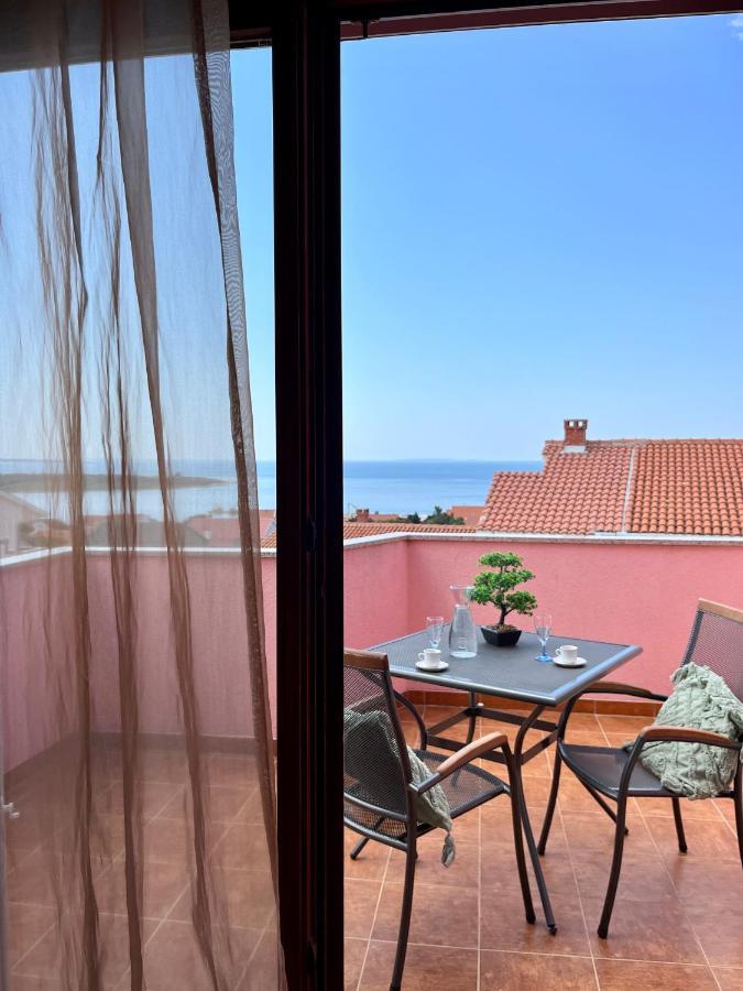 Apartment Pink Panther Novalja